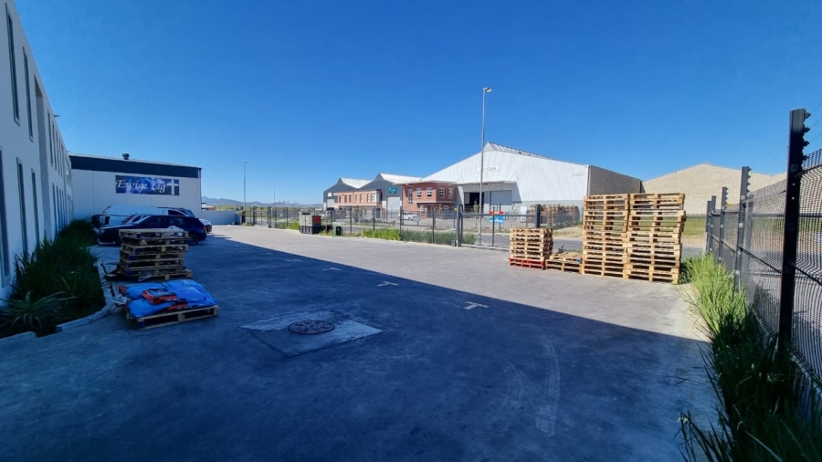 To Let commercial Property for Rent in Fisantekraal Western Cape